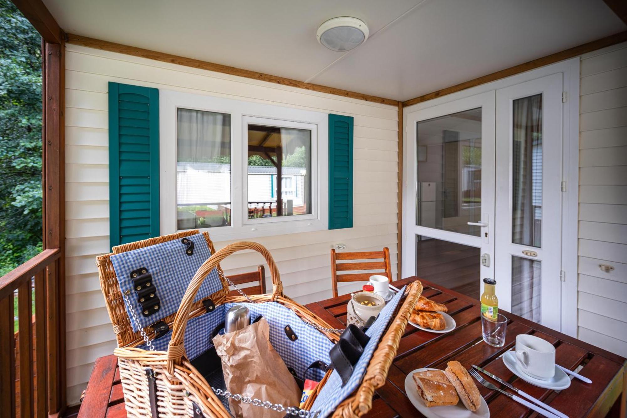Frontera Bungalow Park Farga de Moles Bagian luar foto