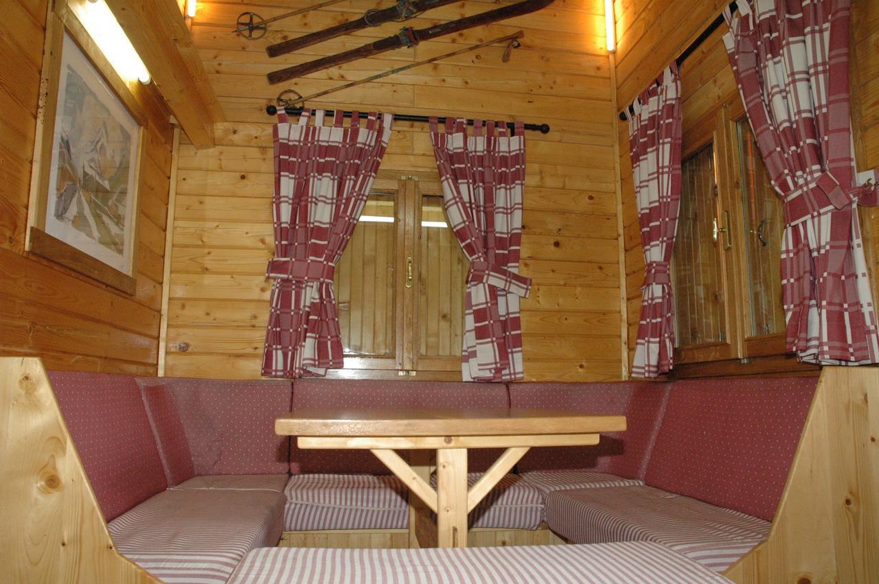 Frontera Bungalow Park Farga de Moles Bagian luar foto